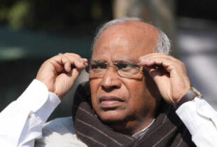 Kharge 1734862218