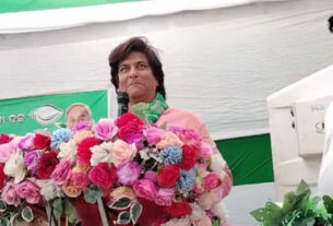 Munna Khan 1730375990