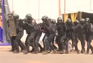 Mas