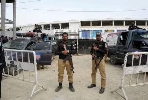Pakistan 7