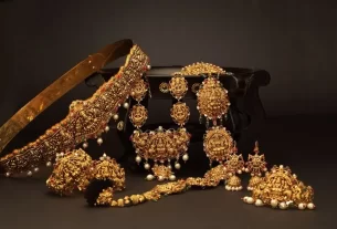 Jewelle