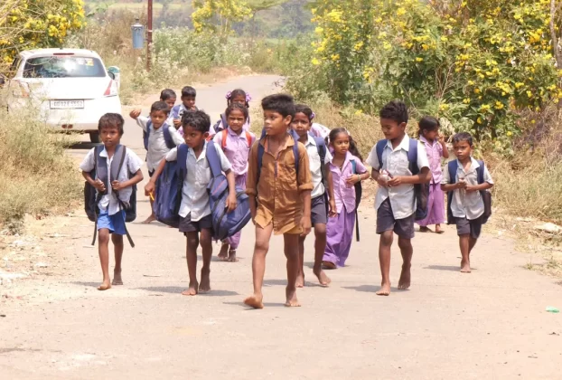 Andhra School Student 576968