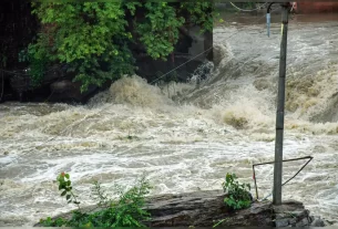 Odisha 50000 People Affected By Flash Flood In Subarnarekha River